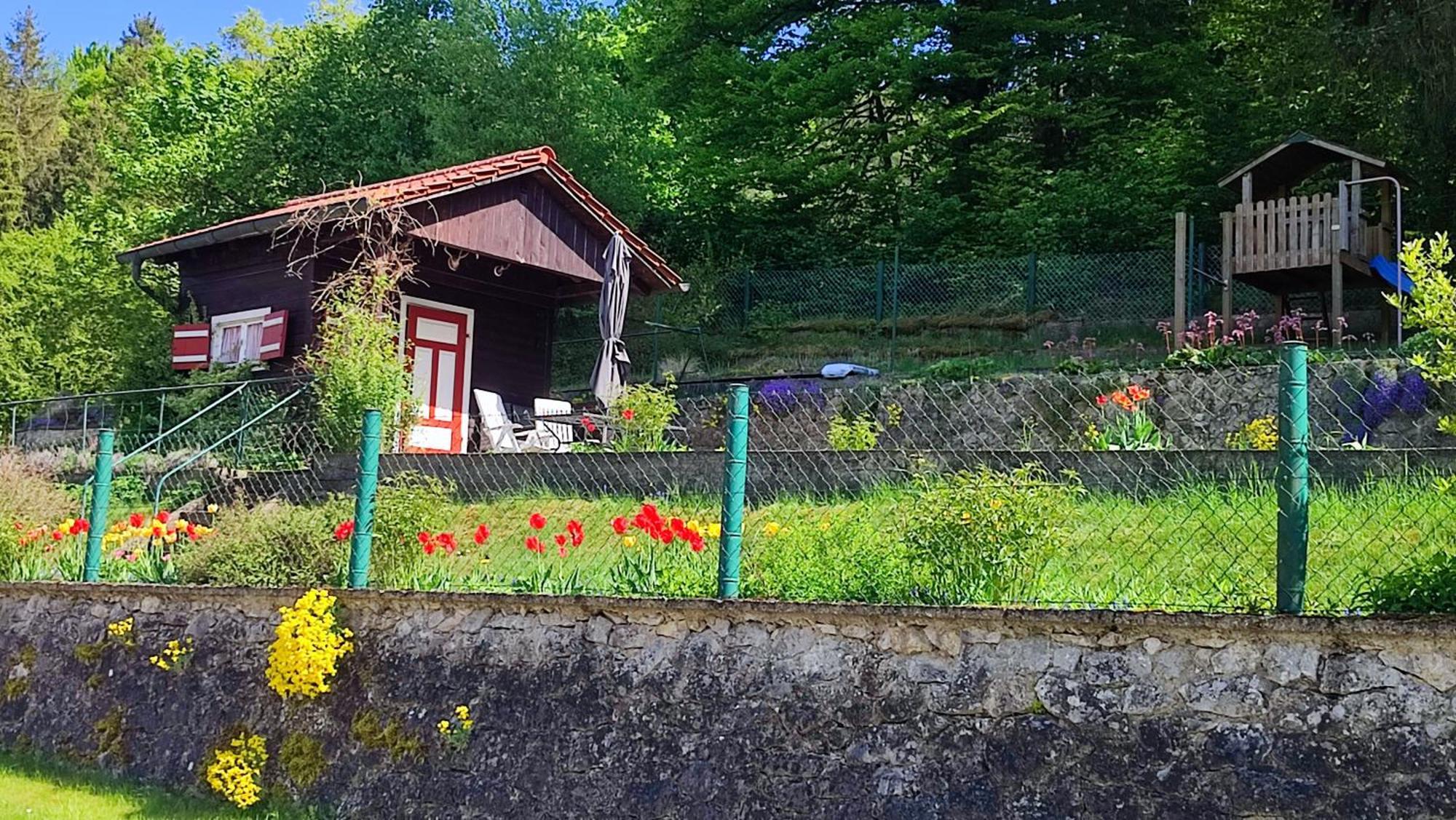 Ferienhaus Am Bach Mit Grossem Garten Deuerling Exterior photo