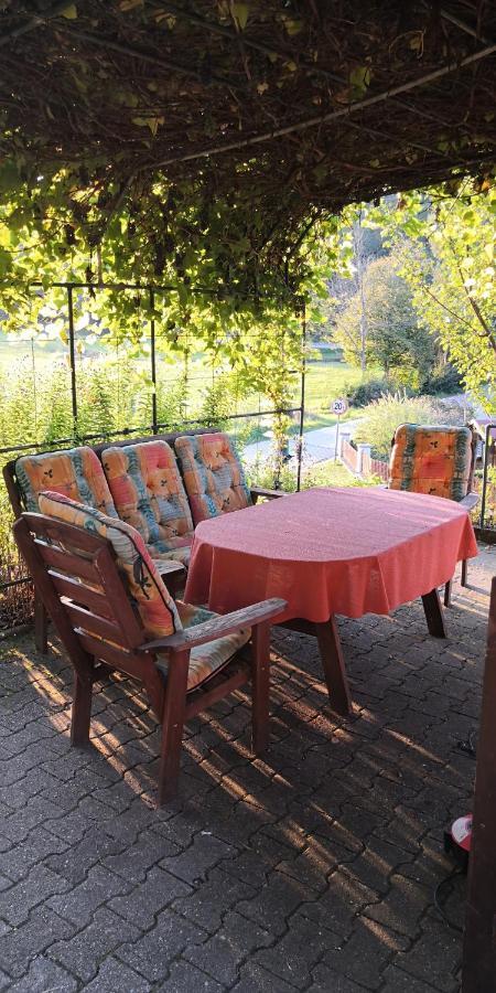 Ferienhaus Am Bach Mit Grossem Garten Deuerling Exterior photo